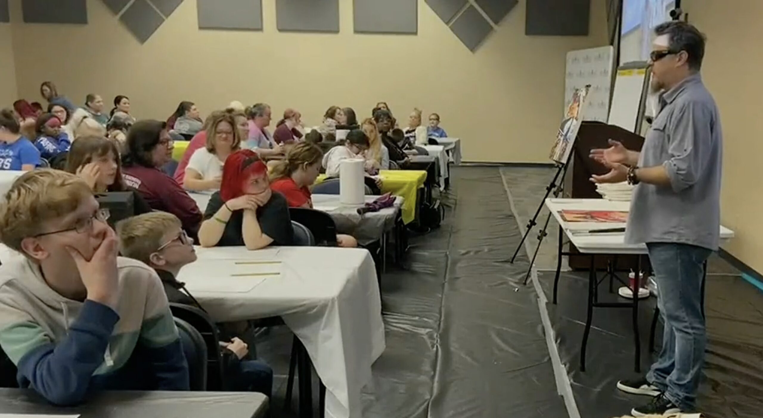 Blind Artist Teaches Visually Impaired East Texas Students